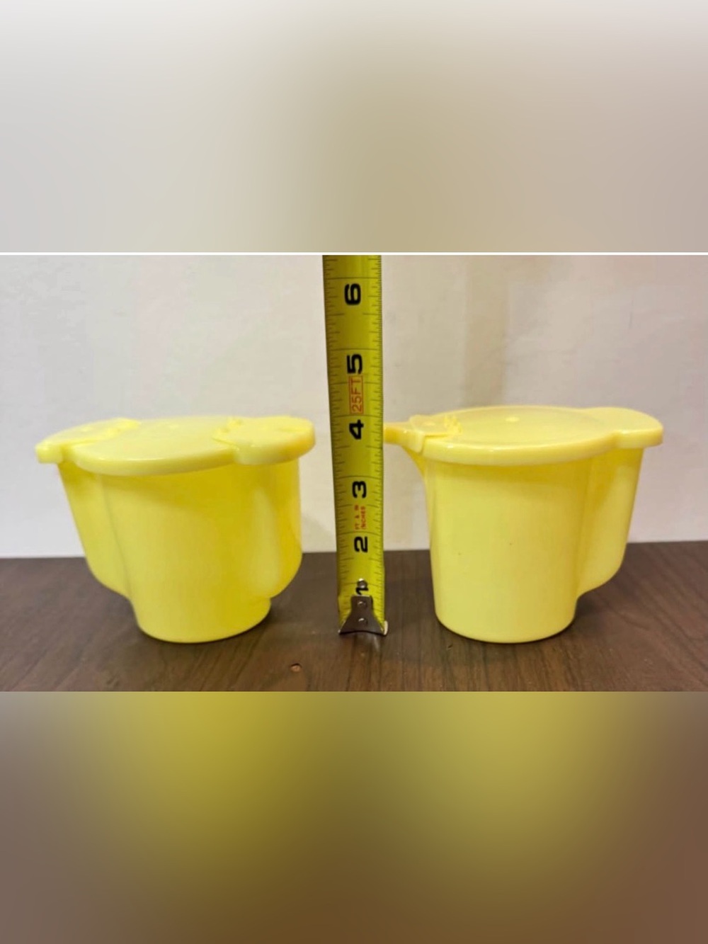Tupperware Yellow Snack/Portion Cups with Lids (Set of 2)